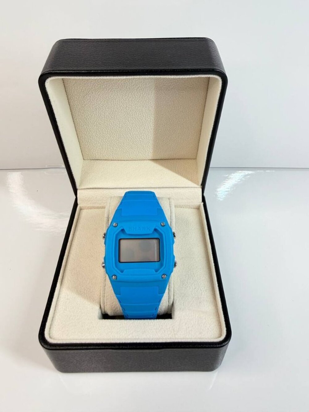 Freestyle Shark Digital Watch – 100M Water Resistant – Bright Blue